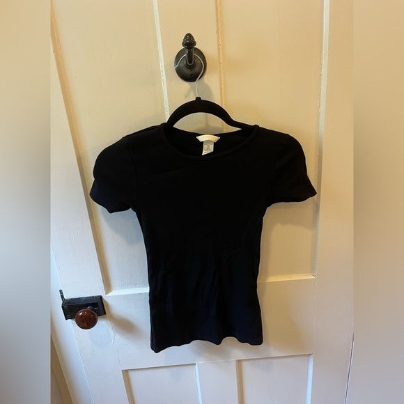 H&M Basic Stretch Short Sleeve T-Shirt Layering Size Small - Picture 1 of 6